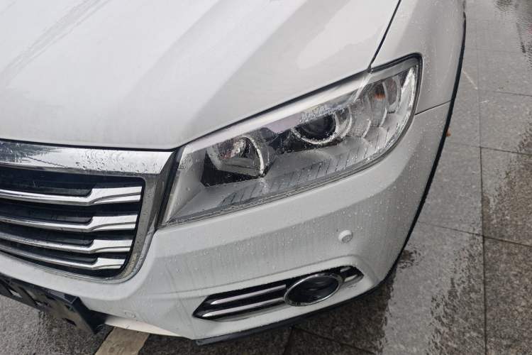 Used Haval H6 2015 Sport Edition 1.5T Automatic Two-Wheel Drive Luxury Model