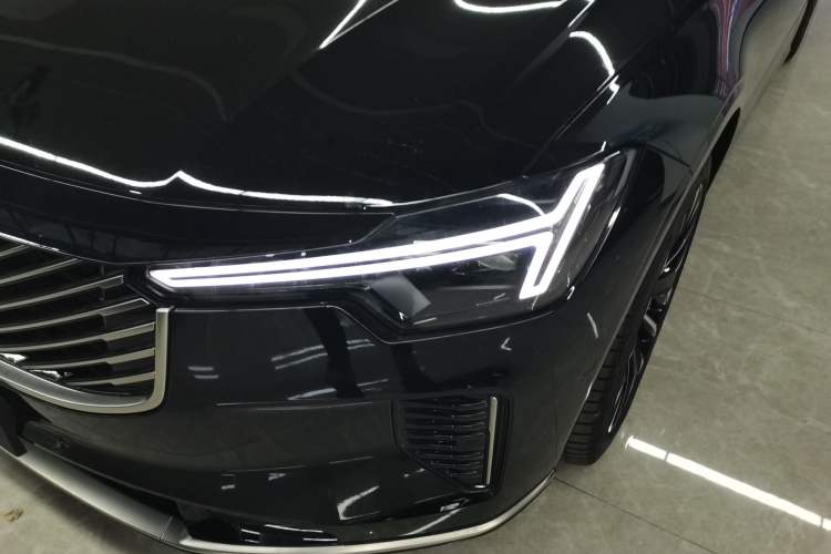 Used Volvo S90 2026 B5 Zhiyuan Luxury Edition
