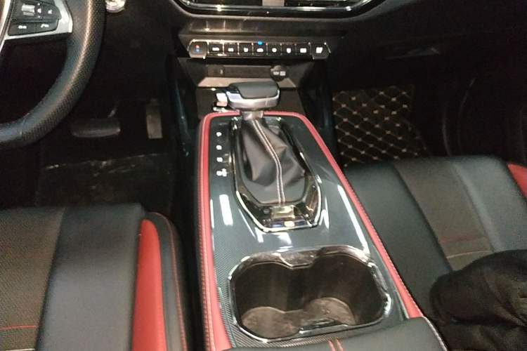 Used Oshan X5 2021 Revised Version 1.5T DCT Luxury Edition
