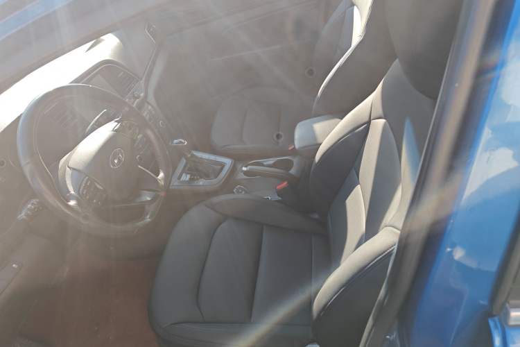 Used Hyundai Elantra 2018 1.4T Dual-Clutch Xuan Dong · Dynamic Edition
