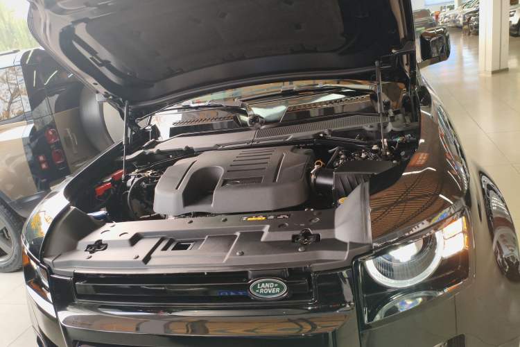 Used Land Rover Defender 2024 110 3.0T P400 X-DYNAMIC HSE
