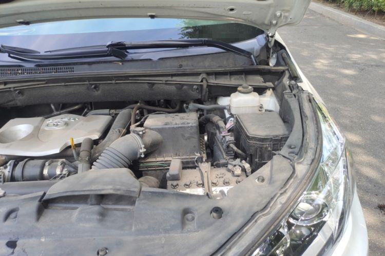 Used Toyota Highlander 2018 2.0T Four-Wheel Drive Luxury Version 7 Seats China VI Standard
