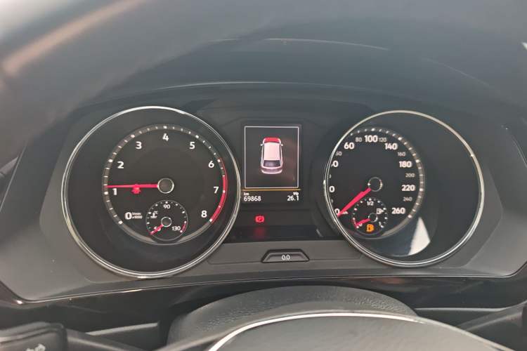 Used Volkswagen Tiguan L 2019 330TSI Automatic Two-Wheel Drive Smart Luxury Version China VI Standard
