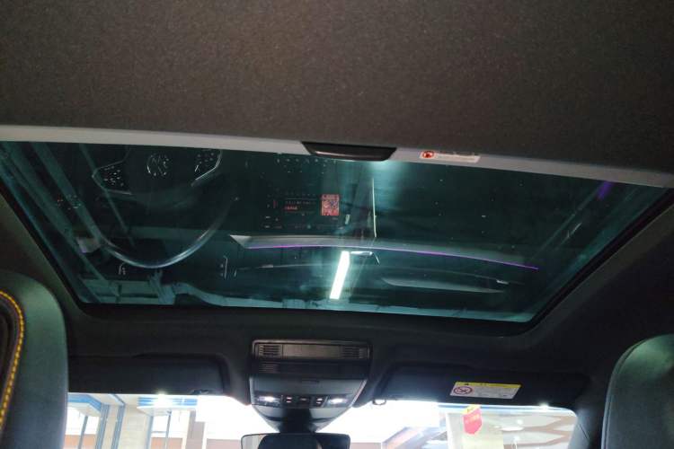 Used Volkswagen FAW-Volkswagen CC 2023 380TSI Striking Edition
