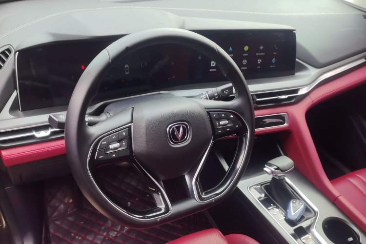 Used Changan CS75 PLUS 2021 1.5T Automatic Luxury Version
