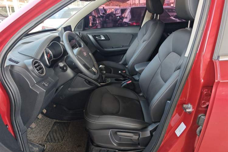 Used Bestune X40 2017 1.6L Manual Comfort Model