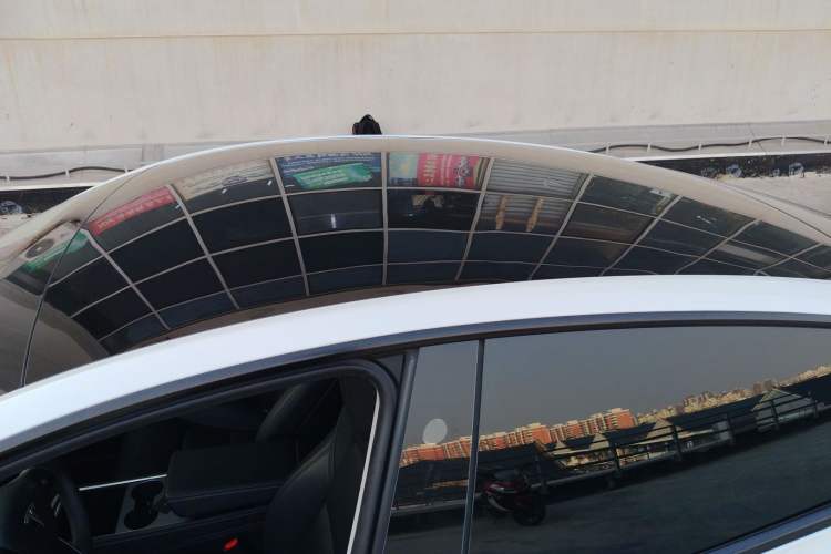 Used Tesla Model Y 2024 Rear-Wheel-Drive Version
