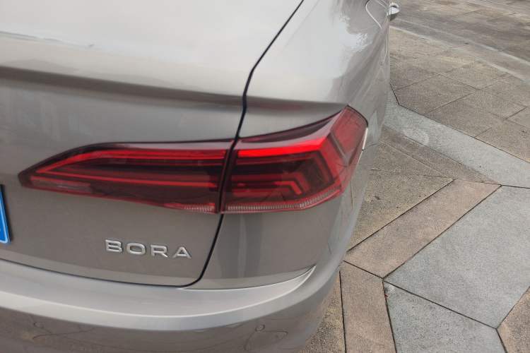 Used Volkswagen Bora 2021 1.5L Automatic Fashionable Smart Connectivity Version