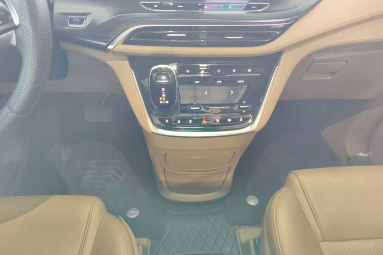 Used Buick GL8 2021 ES Land Cruiser 653T Luxury Edition
