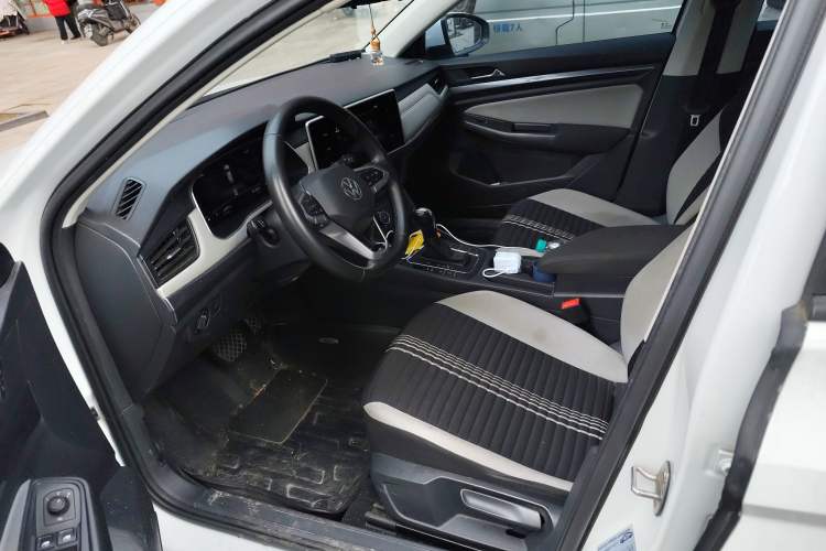 Used Volkswagen Bora 2023 1.5L Automatic Changer Limited Edition