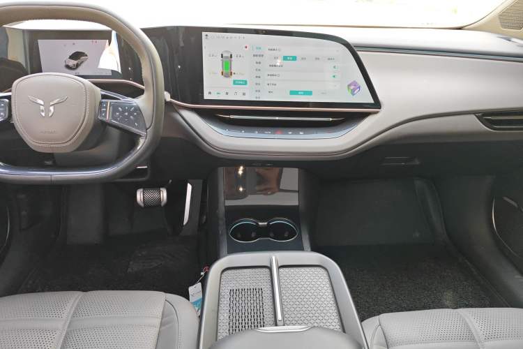 Used Hongqi EH7 2024 690 Pro