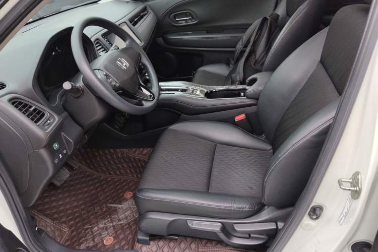 Used Honda Vezel 2020 1.5L CVT Luxury Edition
