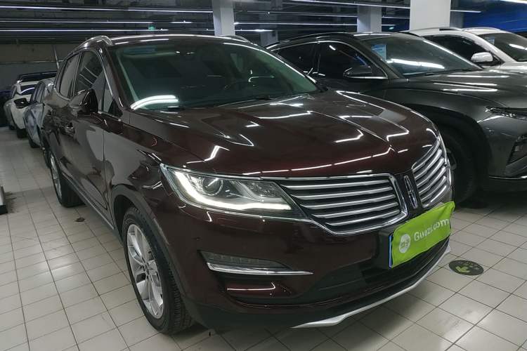 Used Lincoln MKC 2017 2.0T Two-Wheel-Drive Luxury Edition