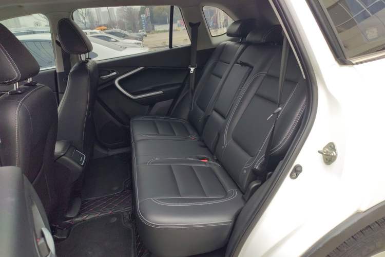 Used HYOSOW S6 2016 1.5T Manual Fashion Model
