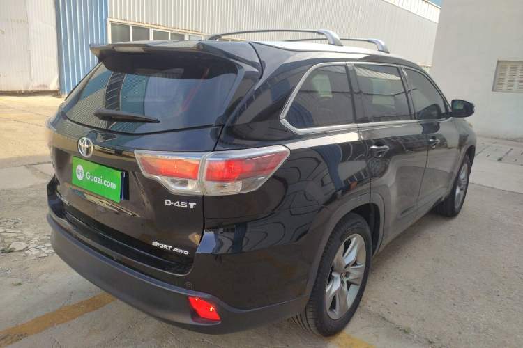 Used Toyota Highlander 2017 2.0T Four-Wheel Drive Luxury Edition 7 Seats