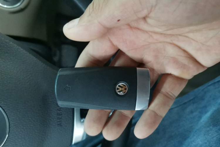 Used Volkswagen Magotan 2015 Facelift 1.8TSI Luxury Model
