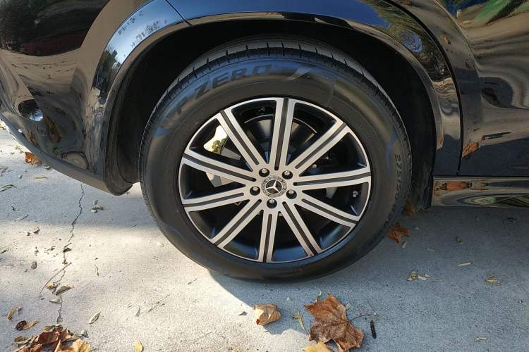 Used Mercedes-Benz GLE 2024 Refreshed GLE 350 4MATIC Stylish Edition
