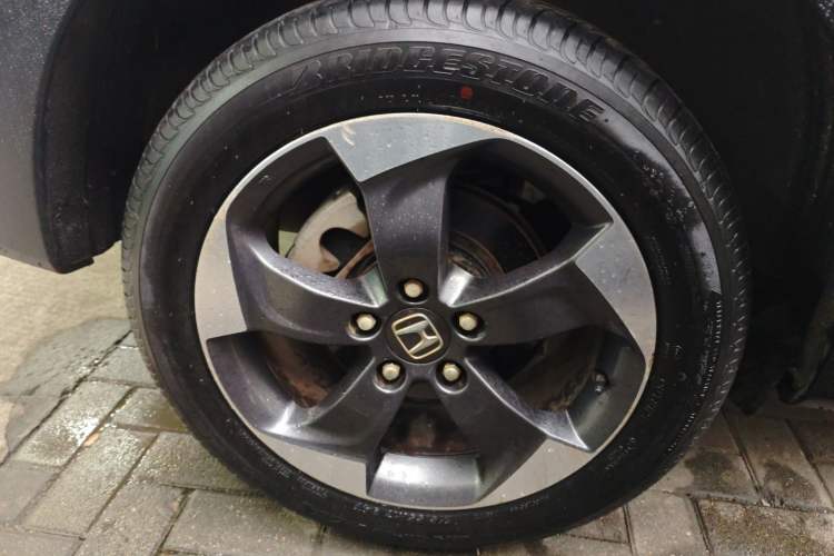 Used Honda Vezel 2017 1.8L CVT Front-Wheel Drive Pioneer Edition