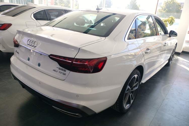 Used Audi A4L 2024 40 TFSI Fashion Dynamic Model
