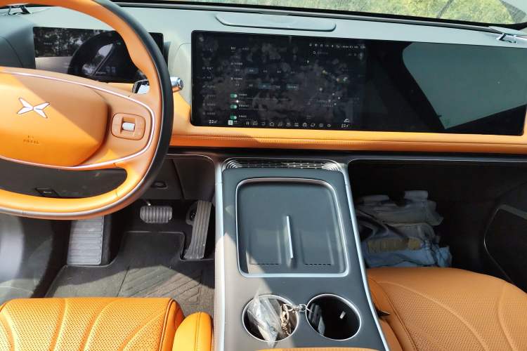 Used XPeng G9 2025 625 Long-Range Max
