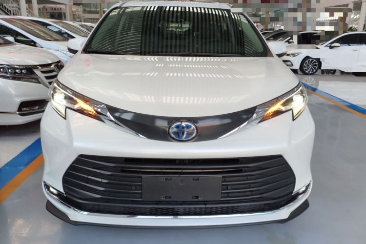 Used Toyota Sienna 2021 2.5L Hybrid Comfort Edition
