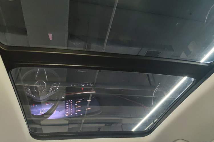 Used Buick Envision 2024 Encore Plus 28T Two-Wheel Drive Luxury Edition
