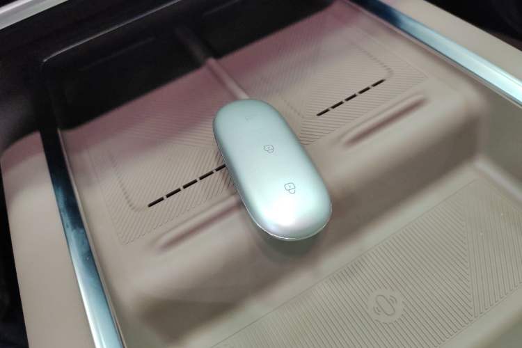 Used Li Auto L6 2025 Pro Smart Refresh Edition
