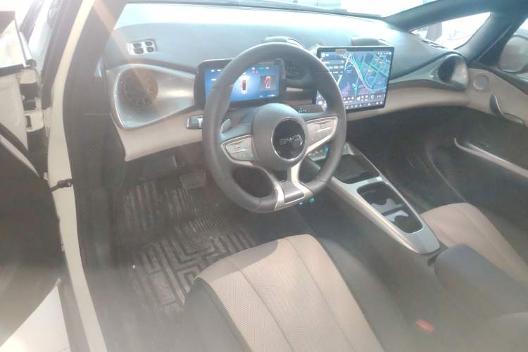 Used BYD Dolphin 2025 Intelligent Driving Version 410 km Fashion Edition