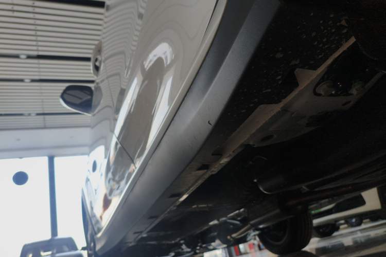 Used Roewe RX5 2025 PLUS 330TGI Automatic Trendsetting Smart Edition
