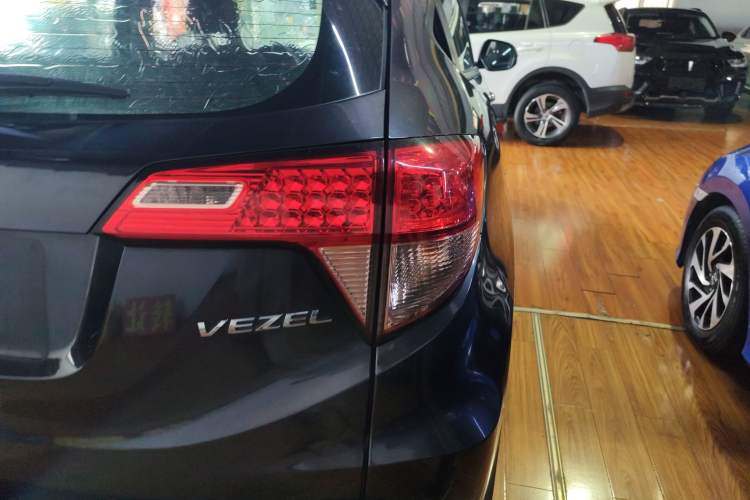 Used Honda Vezel 2017 1.8L CVT 2WD Elite Model