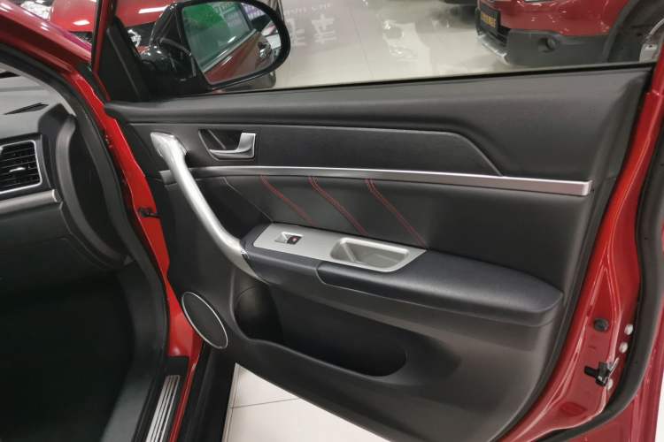 Used Haval H6 2017 Red-Label Sport Edition 1.5T Automatic Two-Wheel Drive Luxury Model