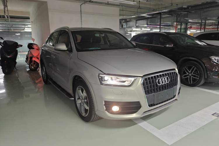 Used Audi Q3 2016 35 TFSI Collection Edition Comfort Model
