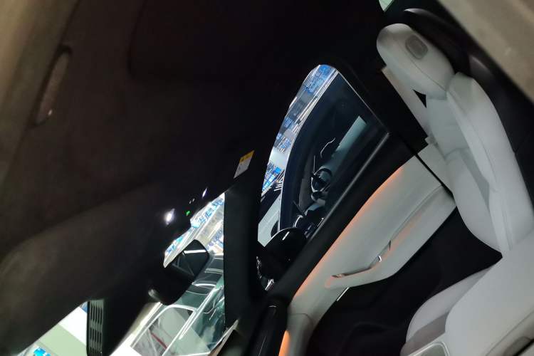 Used Nio ES6 2024 75 kWh
