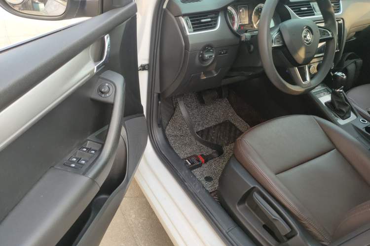 Used Skoda Octavia 2019 TSI230 DSG SmartDrive Luxury Edition China VI
