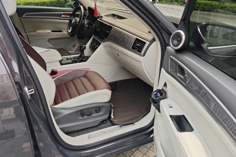 Used Volkswagen Teramont 2017 530 V6 Four-Wheel Drive Supreme Flagship Edition
