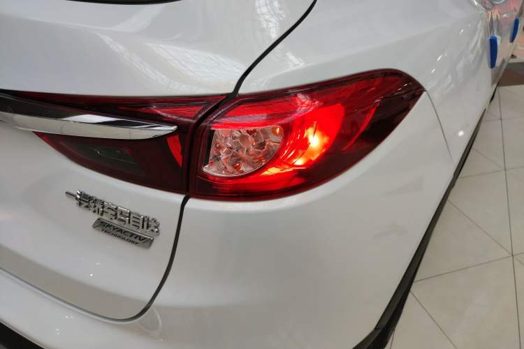 Used Mazda CX-4 2018 2.0L Automatic Two-Wheel Drive Blue Sky Exploration Version China V Standard