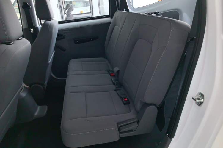 Used Wuling Hongguang New Energy 2024 All-Electric Model 300KM Practical Version
