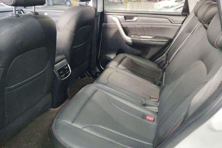 Used Haval M6 2018 Revised Version 1.5T DCT Two-Wheel Drive Elite Edition