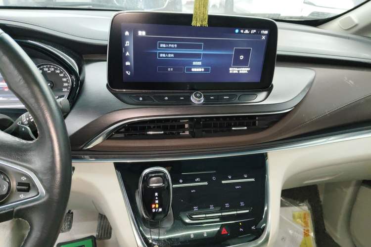 Used Buick GL8 2021 Land Cruiser Executive 652T Premium Model