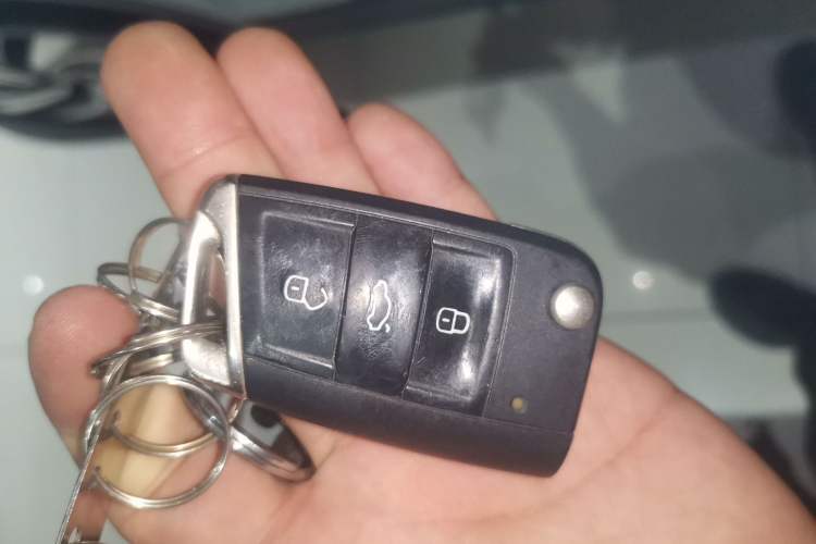 Used Volkswagen Tiguan L 2023 330TSI Automatic Two-Wheel Drive Comfort Edition
