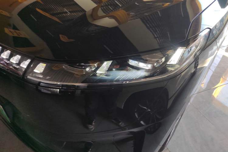 Used  eπ008 2025 210 Ultra Range-Extended Version 5 Seats
