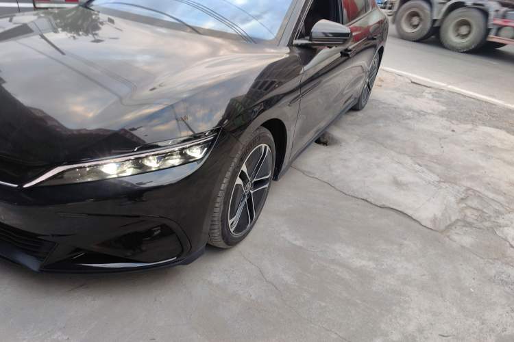 Used BYD Han 2023 EV Champion Edition 605KM Front-Drive Premium Model
