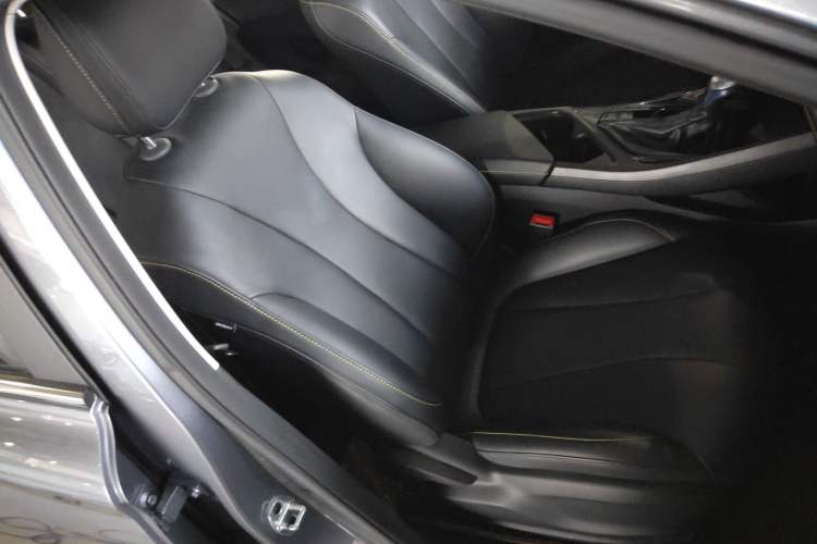 Used Roewe i5 2021 1.5L CVT Starry Edition
