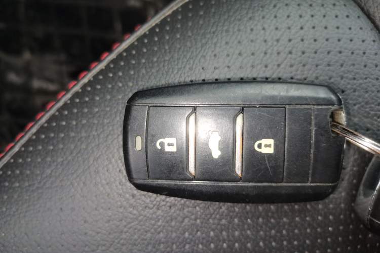 Used Changan CS75 2014 1.8T Automatic Elite Model China IV Standard
