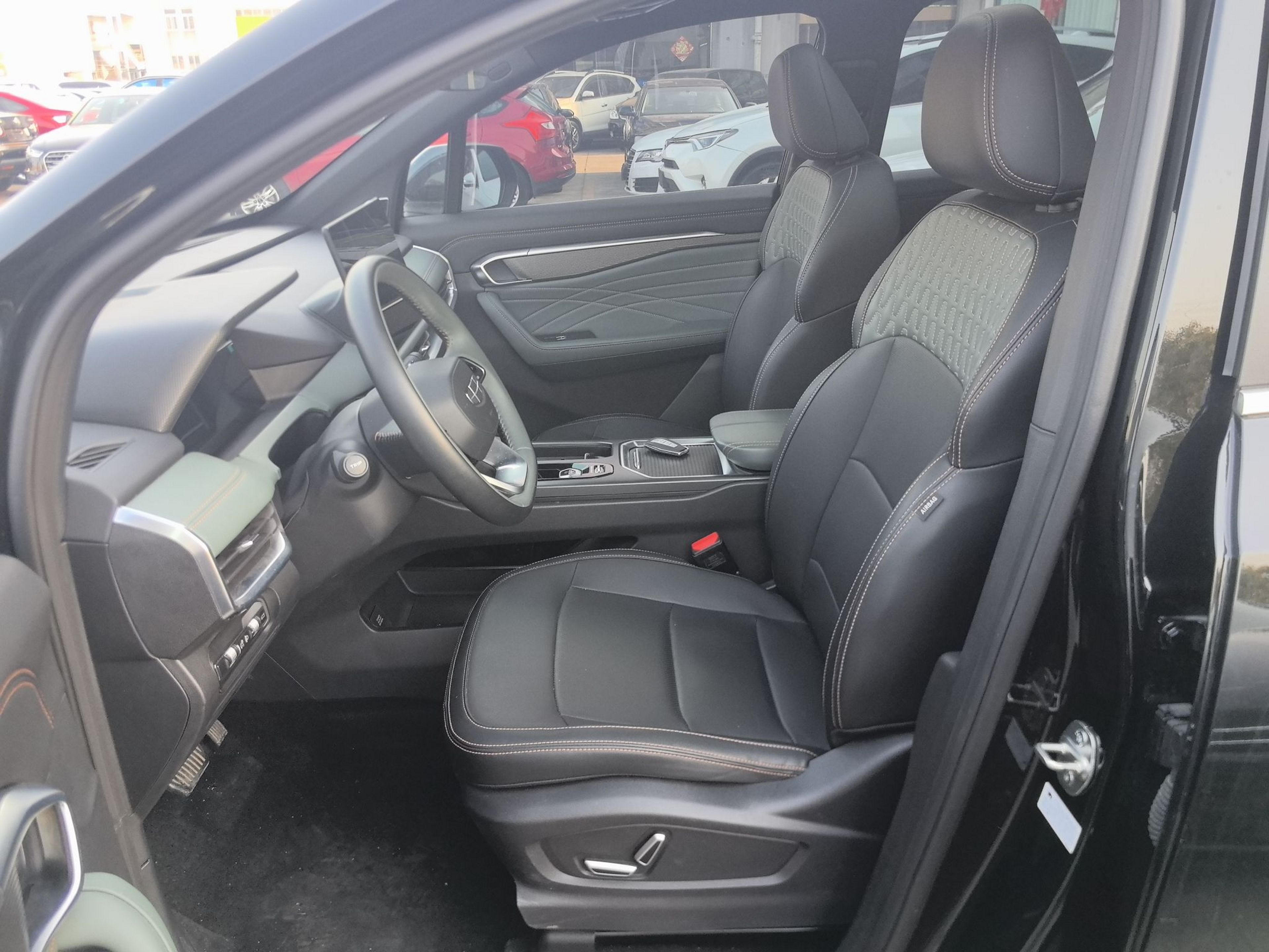 Переднее сиденье в автомобиле