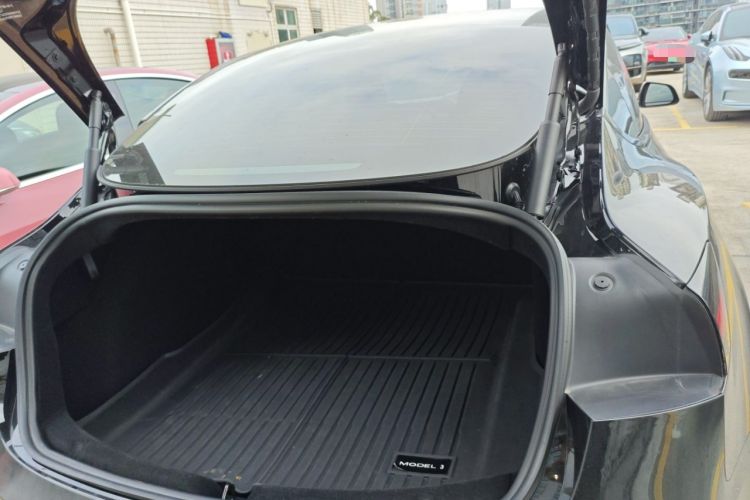 Used Tesla Model 3 2023 Rear-Wheel-Drive Version
