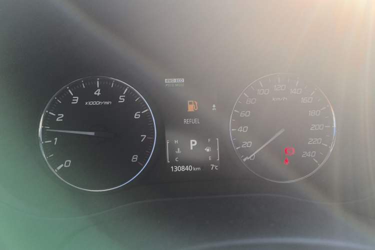 Used Mitsubishi Outlander 2014 2.4L 4x4 Deluxe Value Edition 5 Seats
