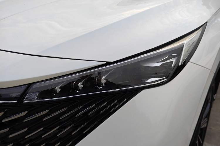 Used Roewe RX5 New Energy 2023 eRX5 Super Hybrid Premium Edition
