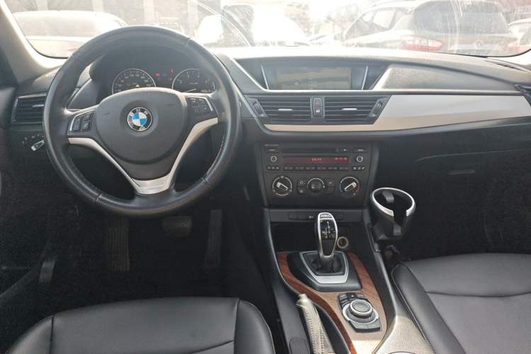 Used BMW X1 2014 sDrive18i Fashion Model
