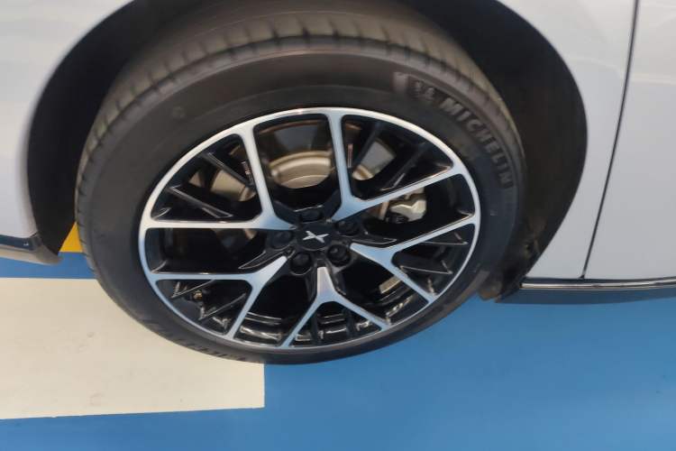 Used XPeng P7 2023 P7i 702 Pro